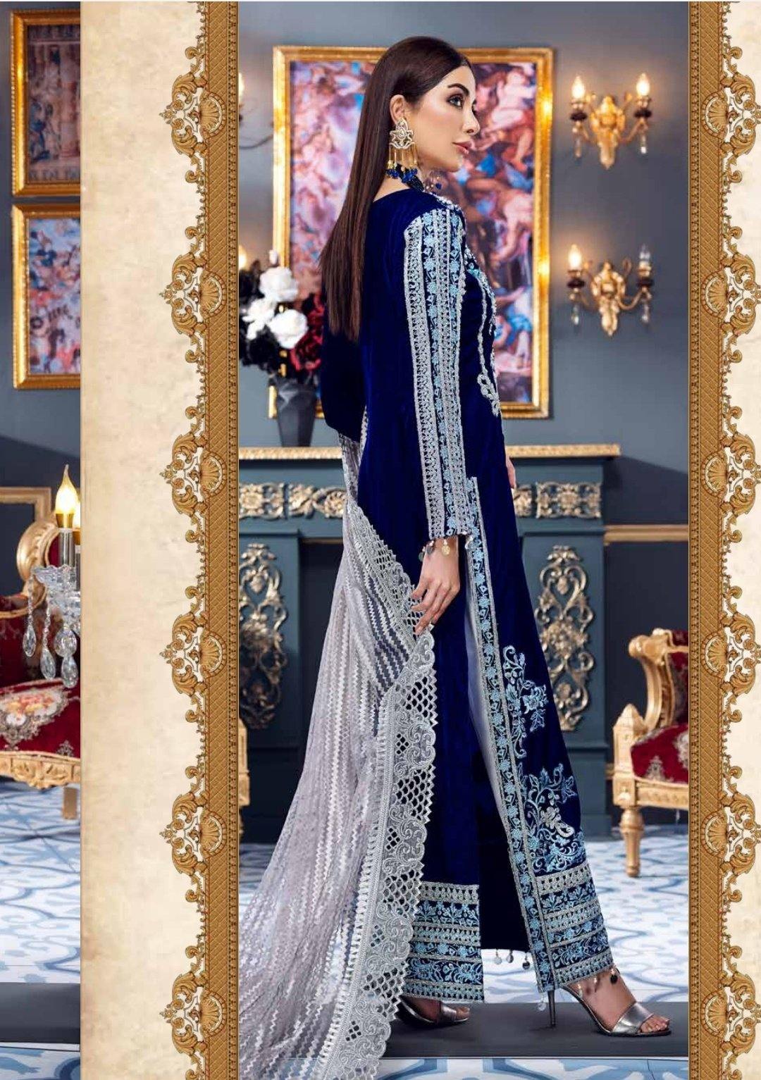 img_emaan_adeel_velvet_collection_awwal_boutique