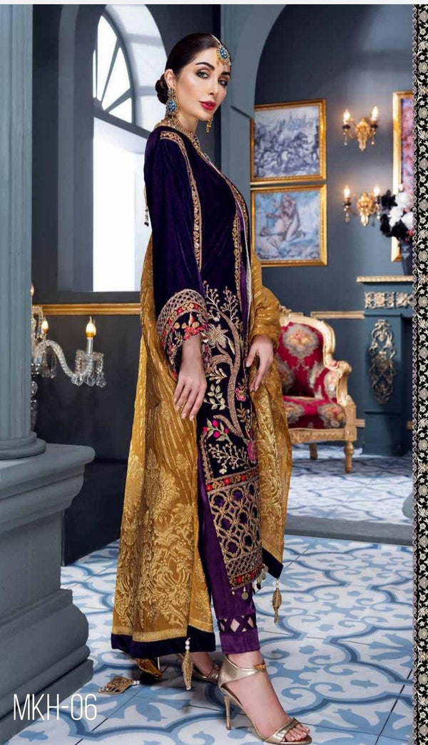 img_emaan_adeel_velvet_collection_awwal_boutique