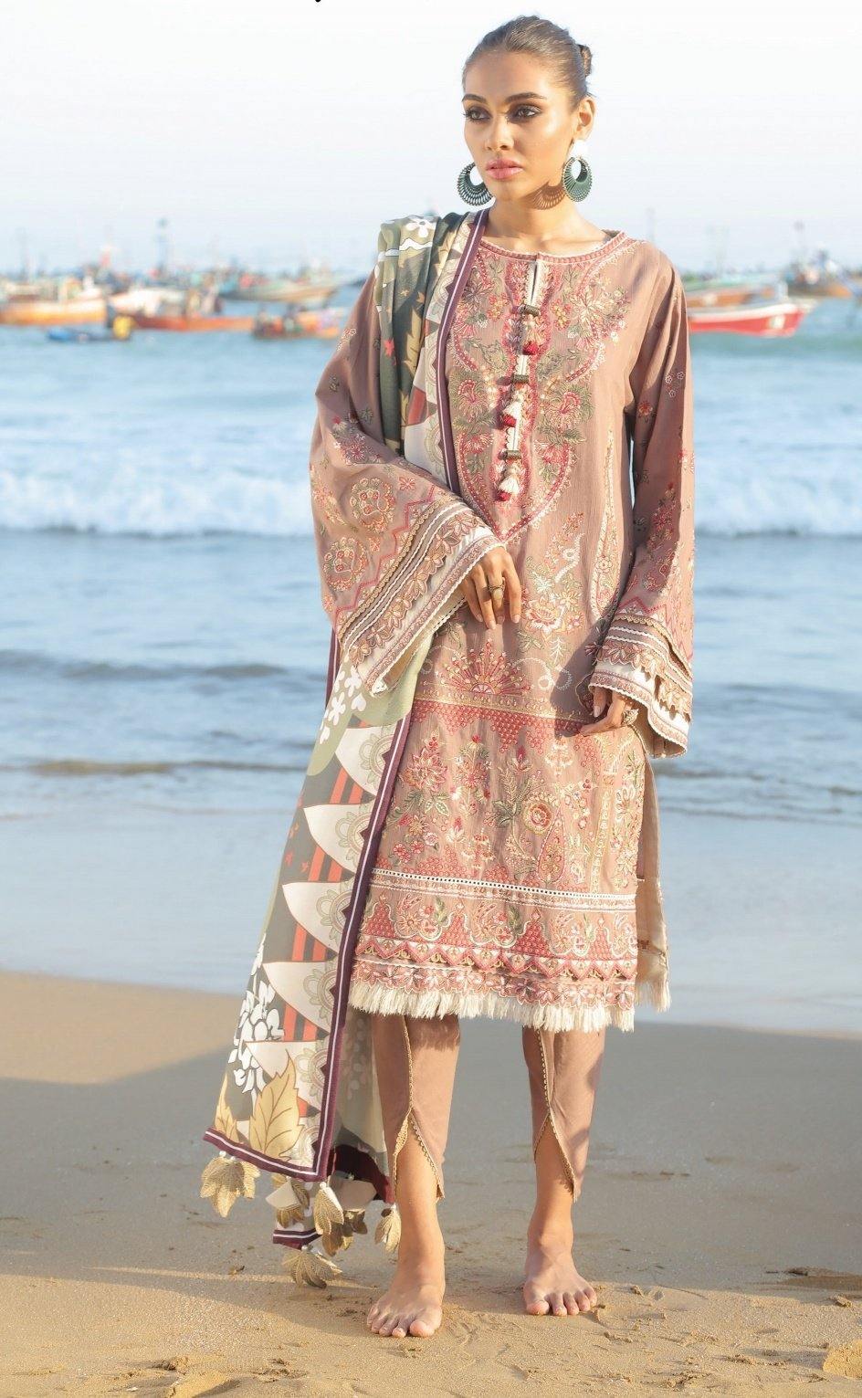 img_baroque_khaddar_winter_collection_2020_awwal_boutique