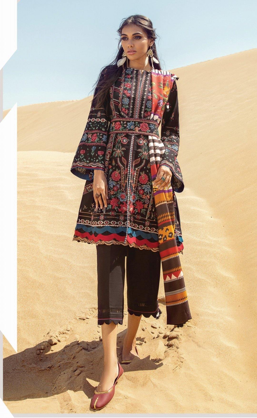 img_baroque_khaddar_winter_collection_2020_awwal_boutique