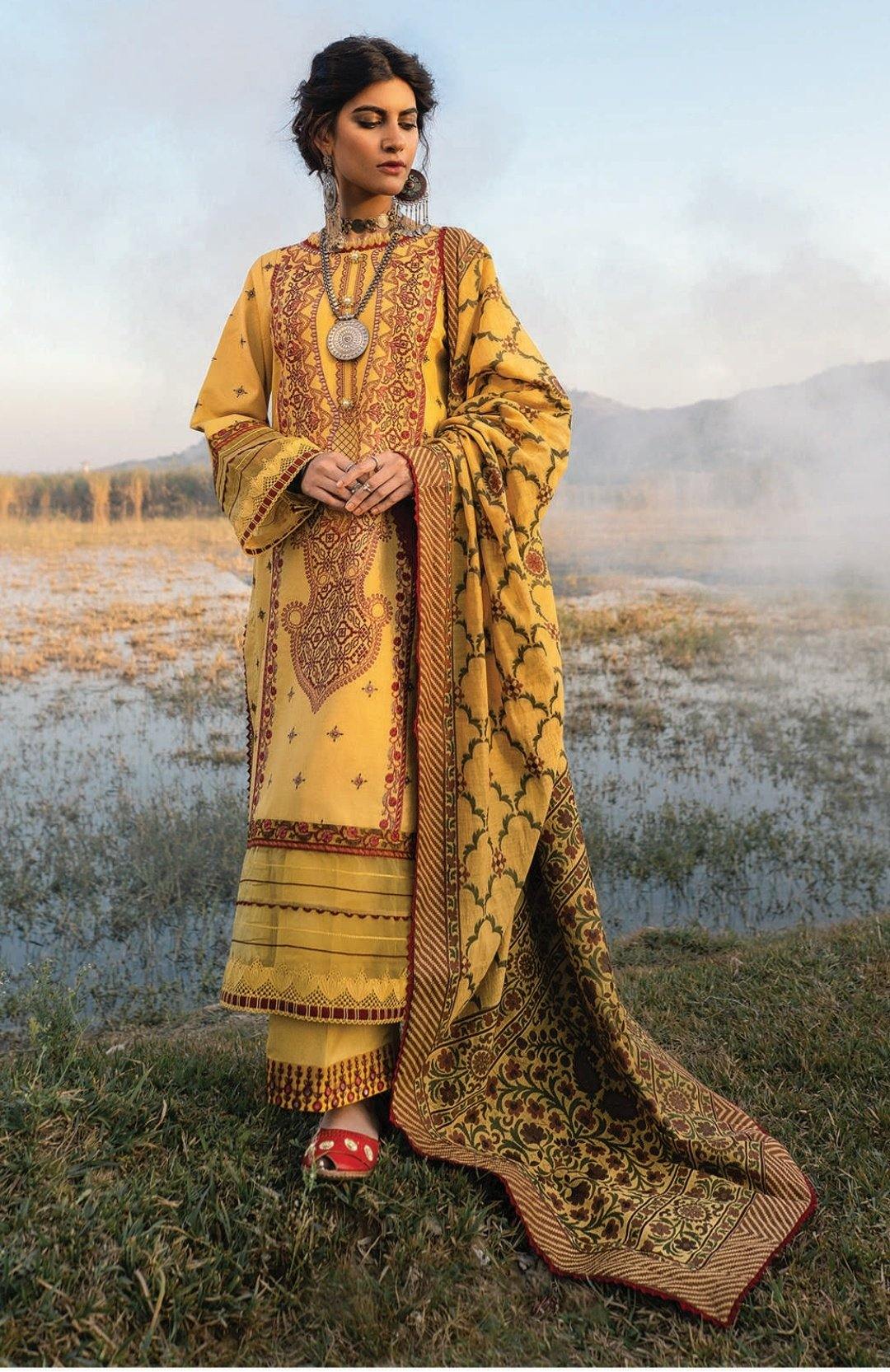 img_qalamkar_luxury_shawl_collection_awwal_boutique