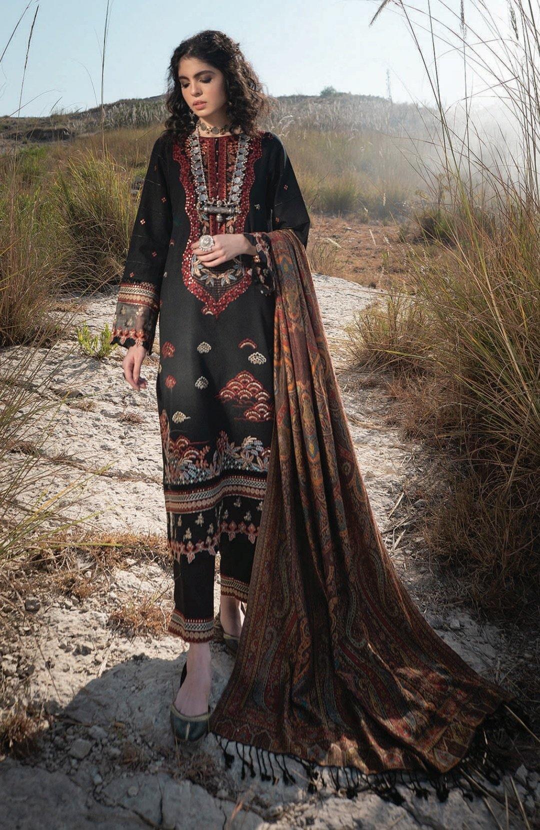 img_qalamkar_luxury_shawl_collection_awwal_boutique