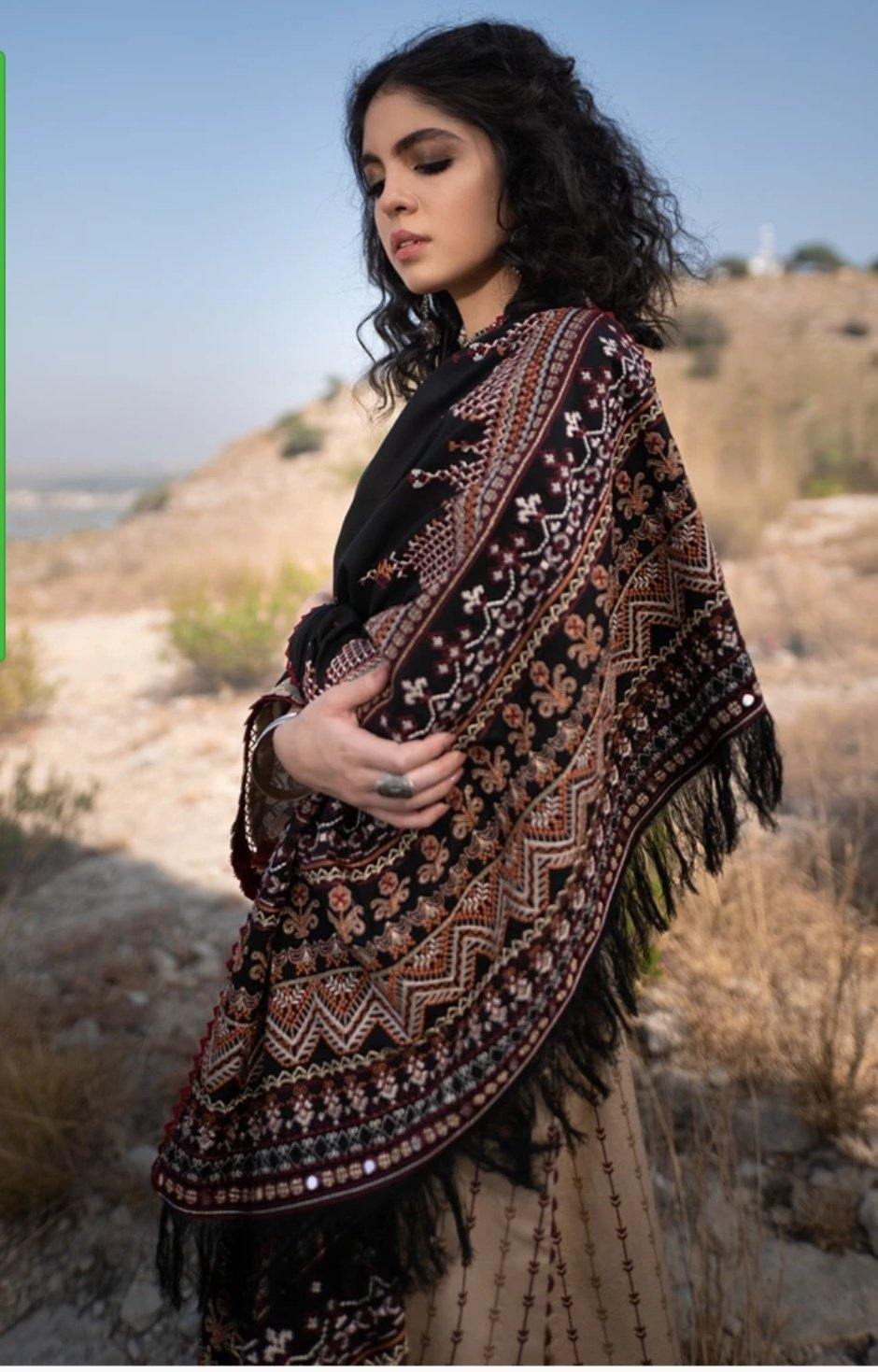 img_qalamkar_luxury_shawl_collection_awwal_boutique