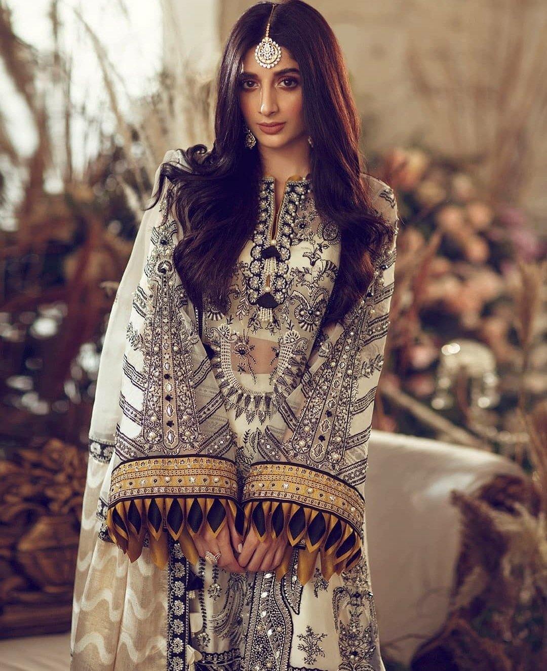 img_elan_winter_festive_wedding_edition_awwal_boutique