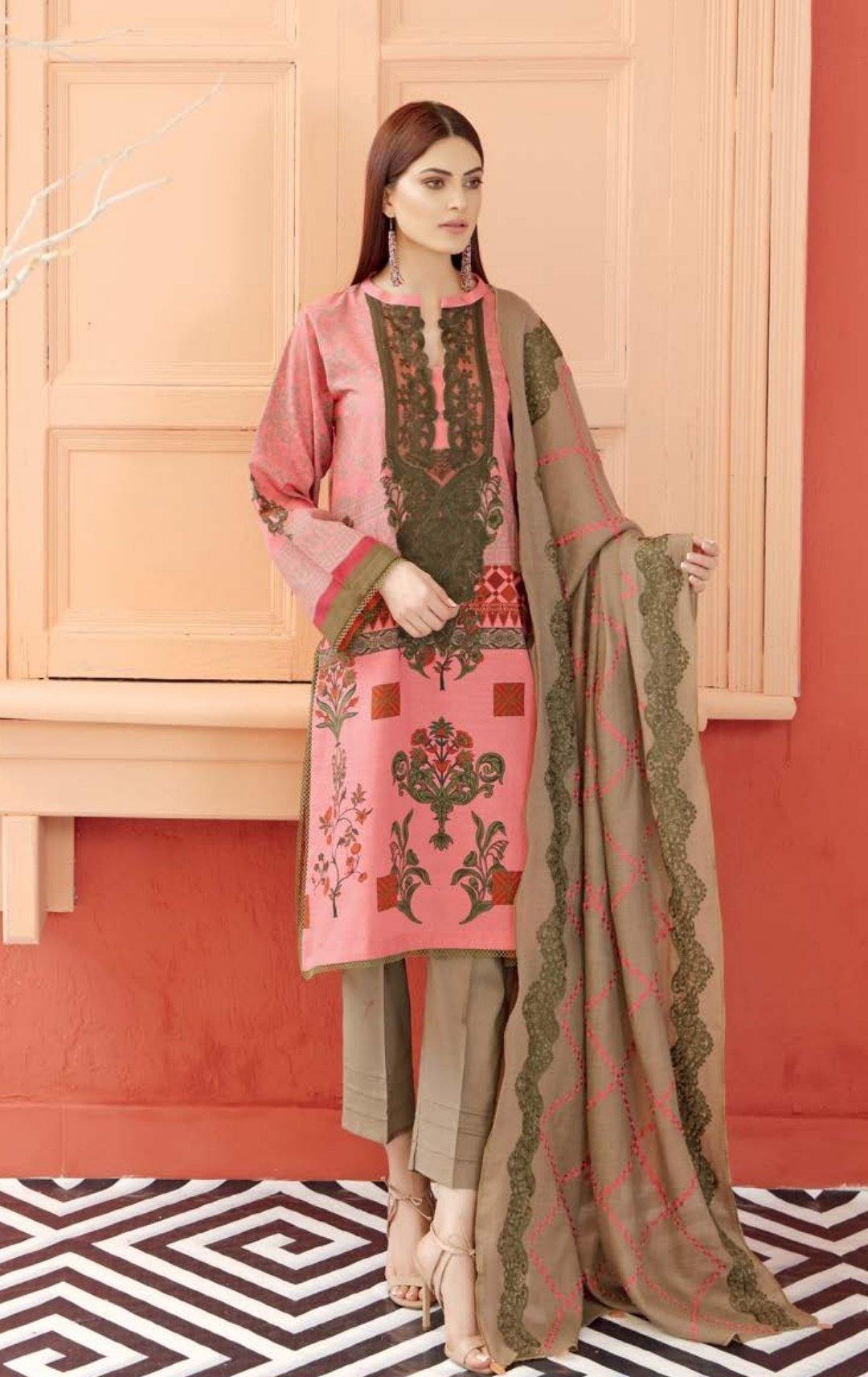 img_charizma_khaddar_winter_collection_awwal_boutique