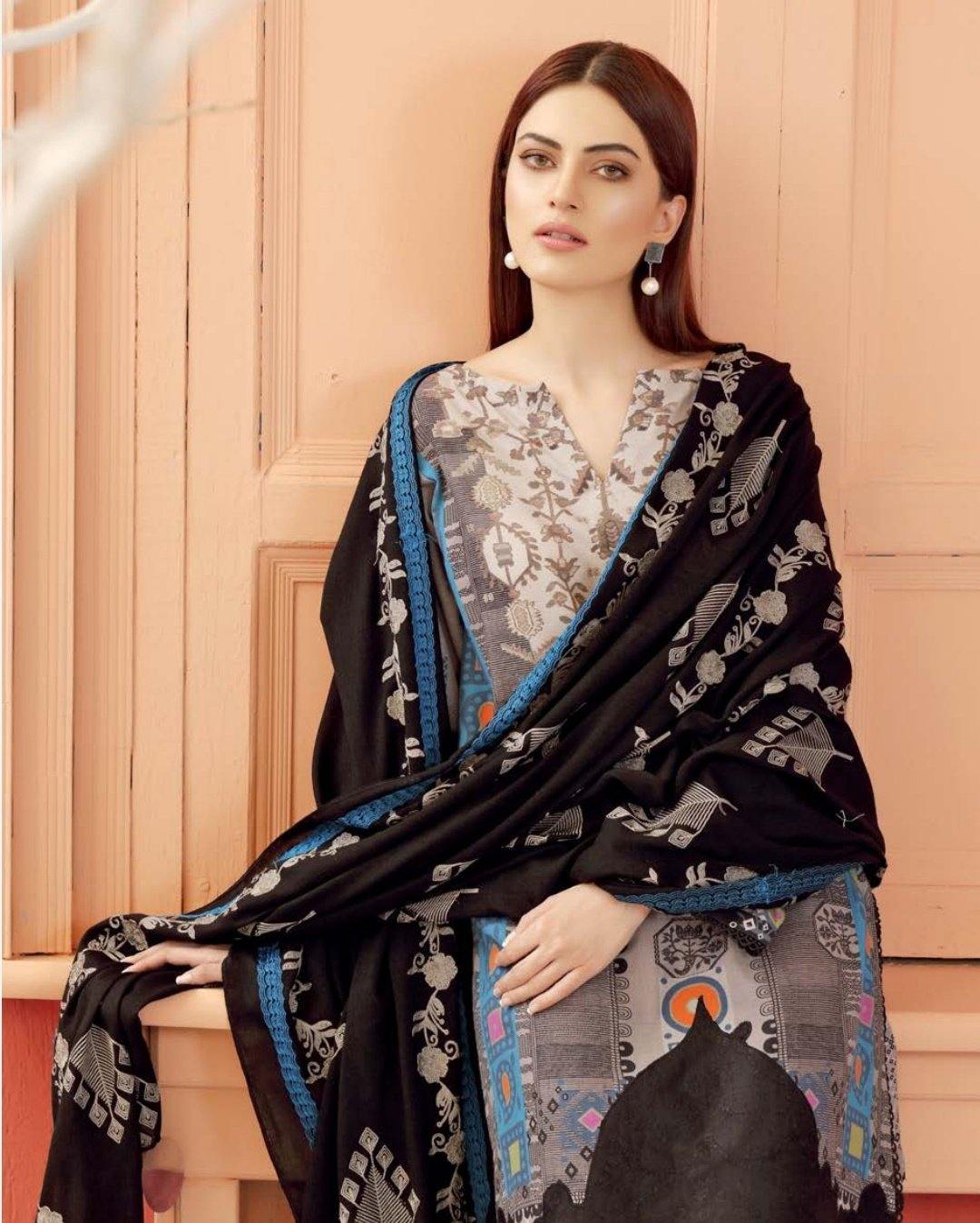 img_charizma_khaddar_winter_collection_awwal_boutique