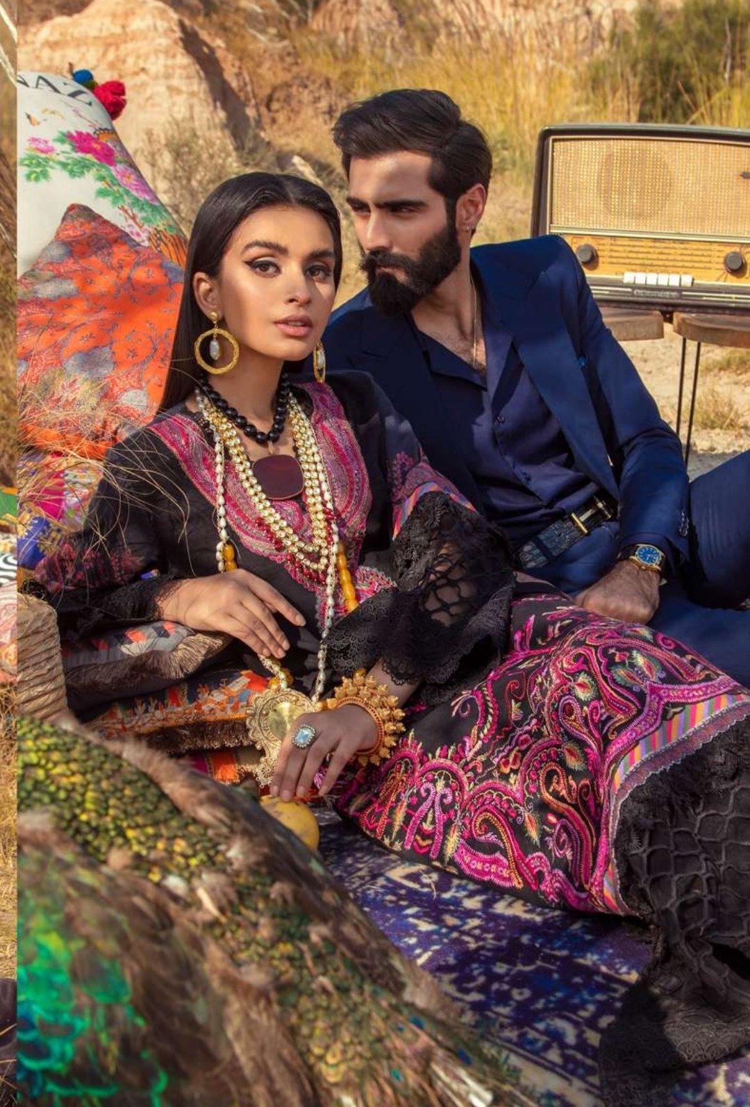 img_sana_safinaz_winter_shawl_2020_awwal_boutique