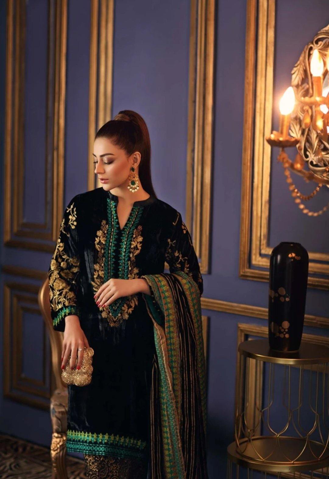 Charizma Signora Velvet Collection/Winter Twig VVT-04 - AWWALBOUTIQUE