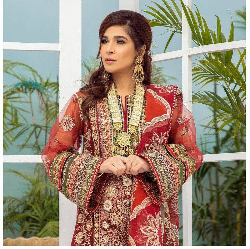 img_maryam_hussain_wedding_edition_awwal_boutique