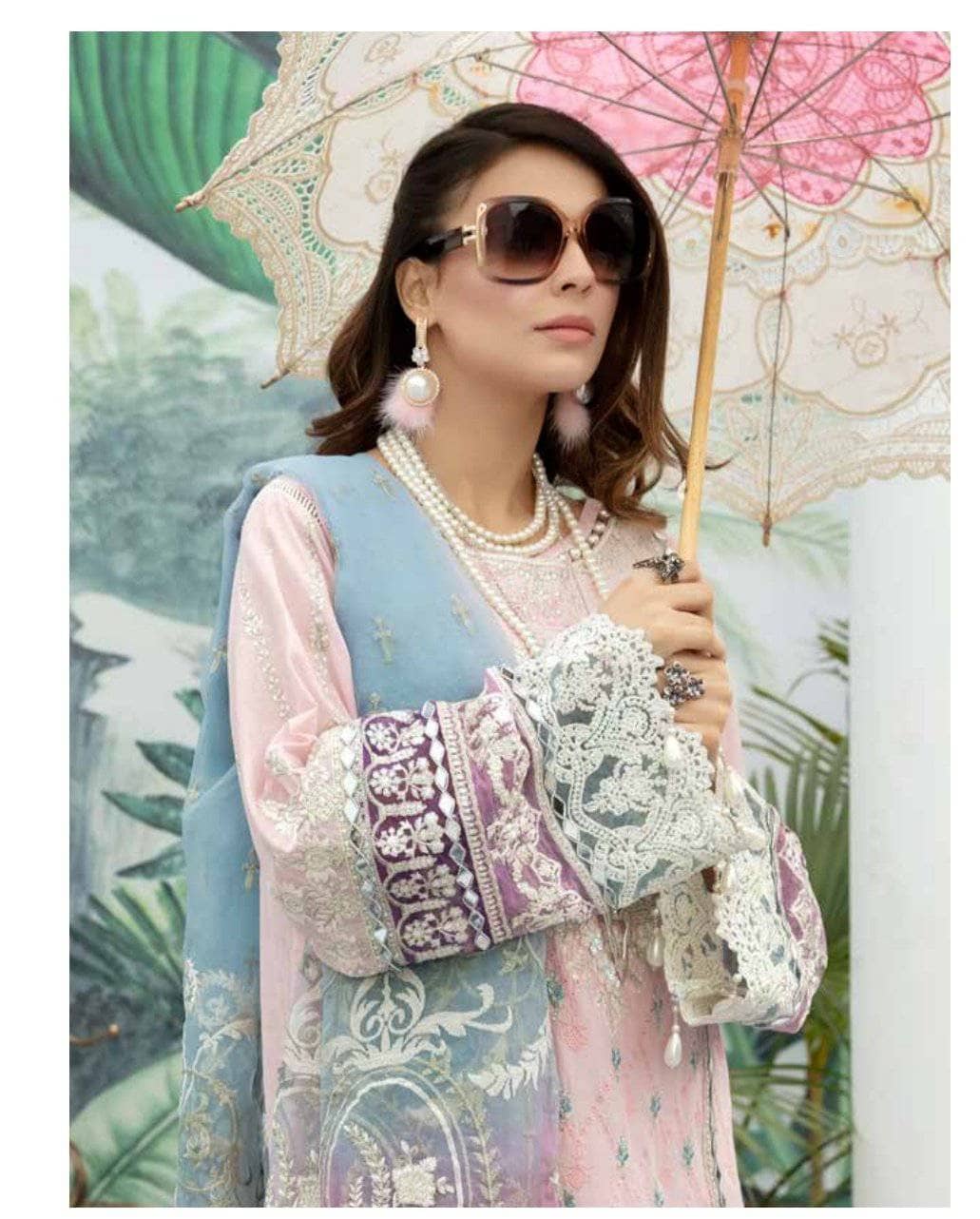 img_adans_libas_schiffli_lawn_awwal_boutique