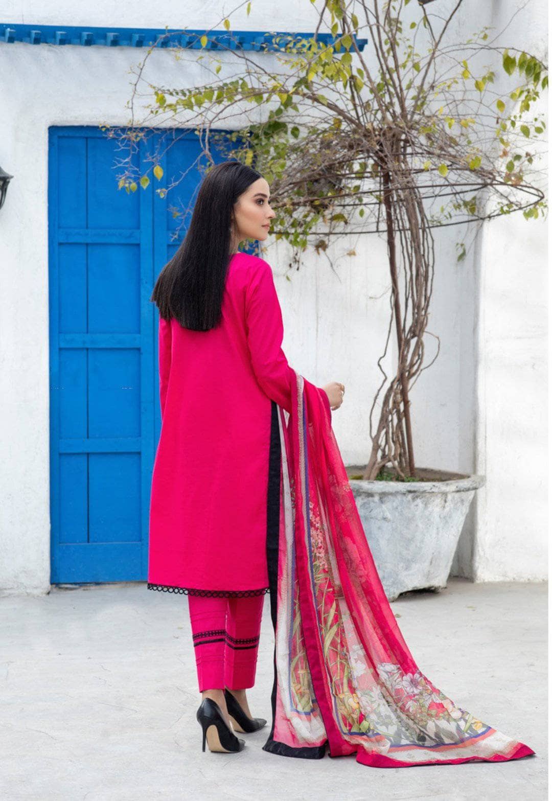 img_kalyan_chikankari_lawn_2021_awwal_boutique