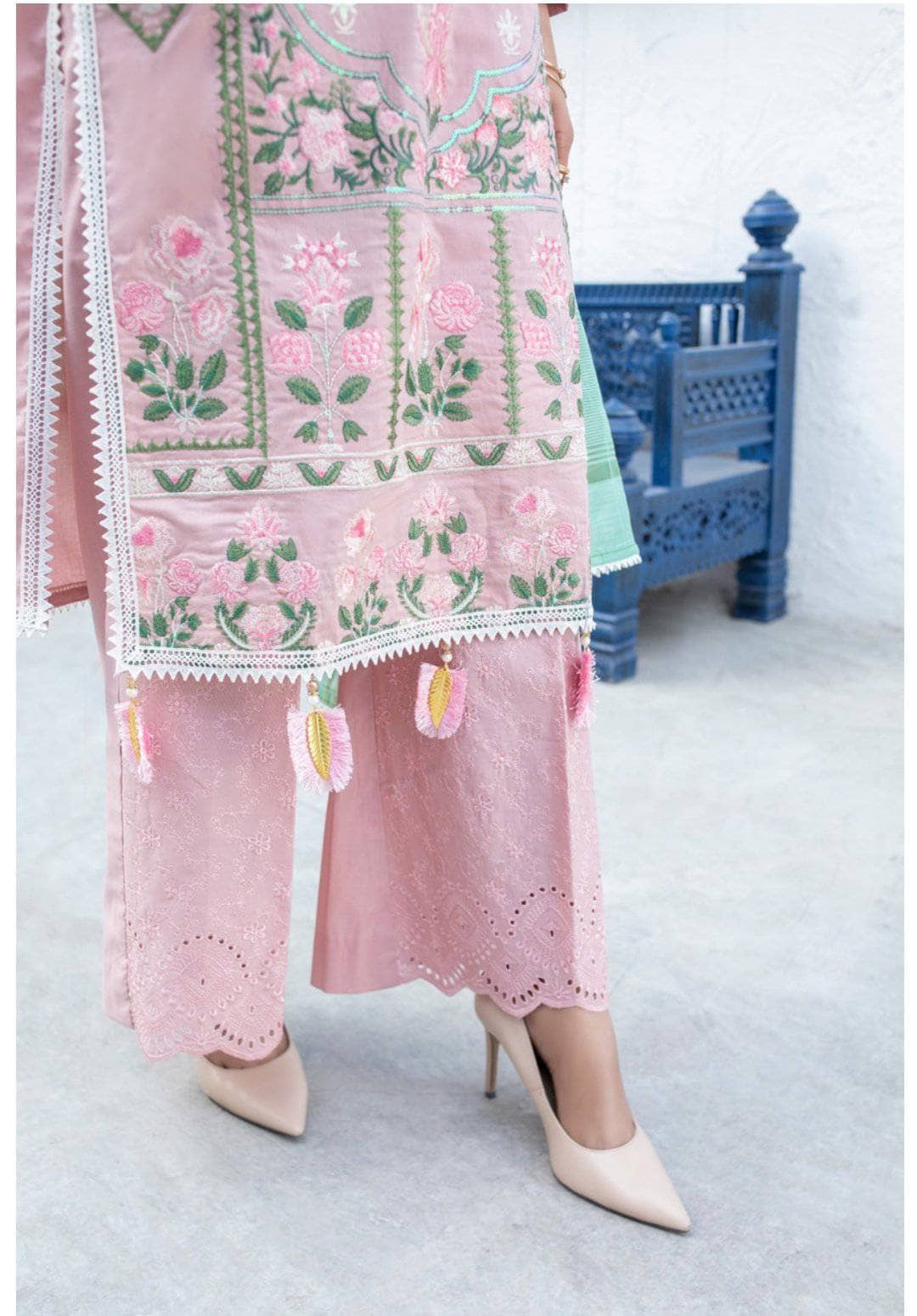 img_kalyan_chikankari_lawn_2021_awwal_boutique