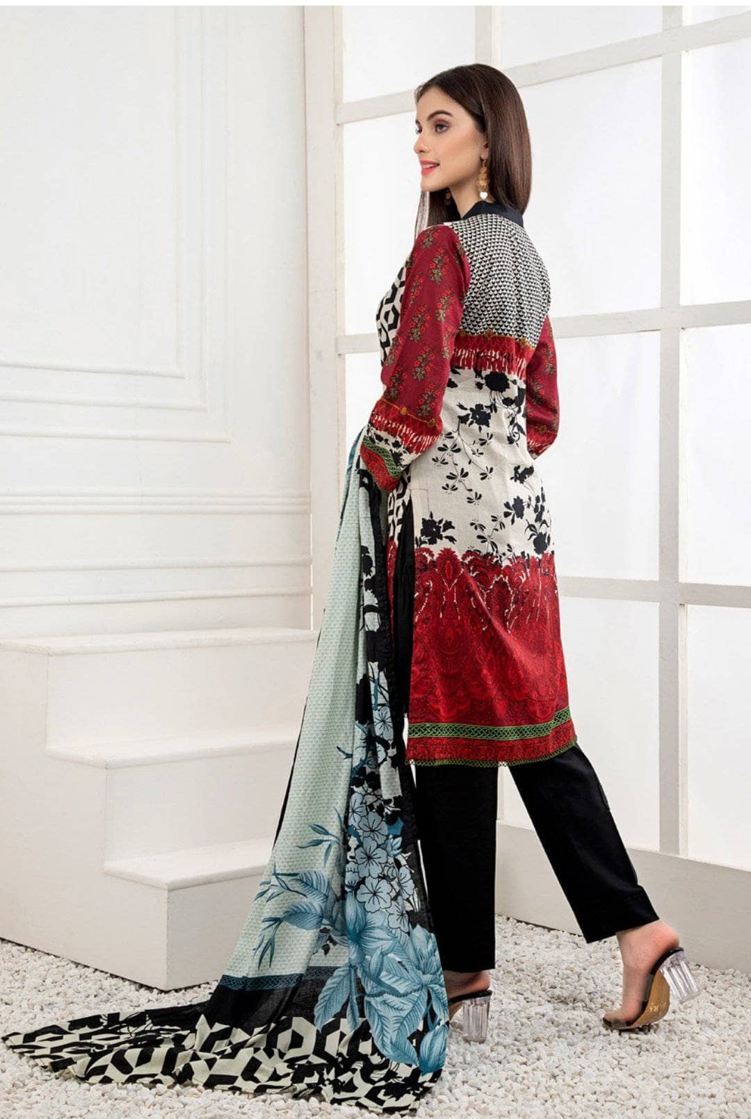 img_rangreza_lawn_by_z_s_textiles_awwal_boutique