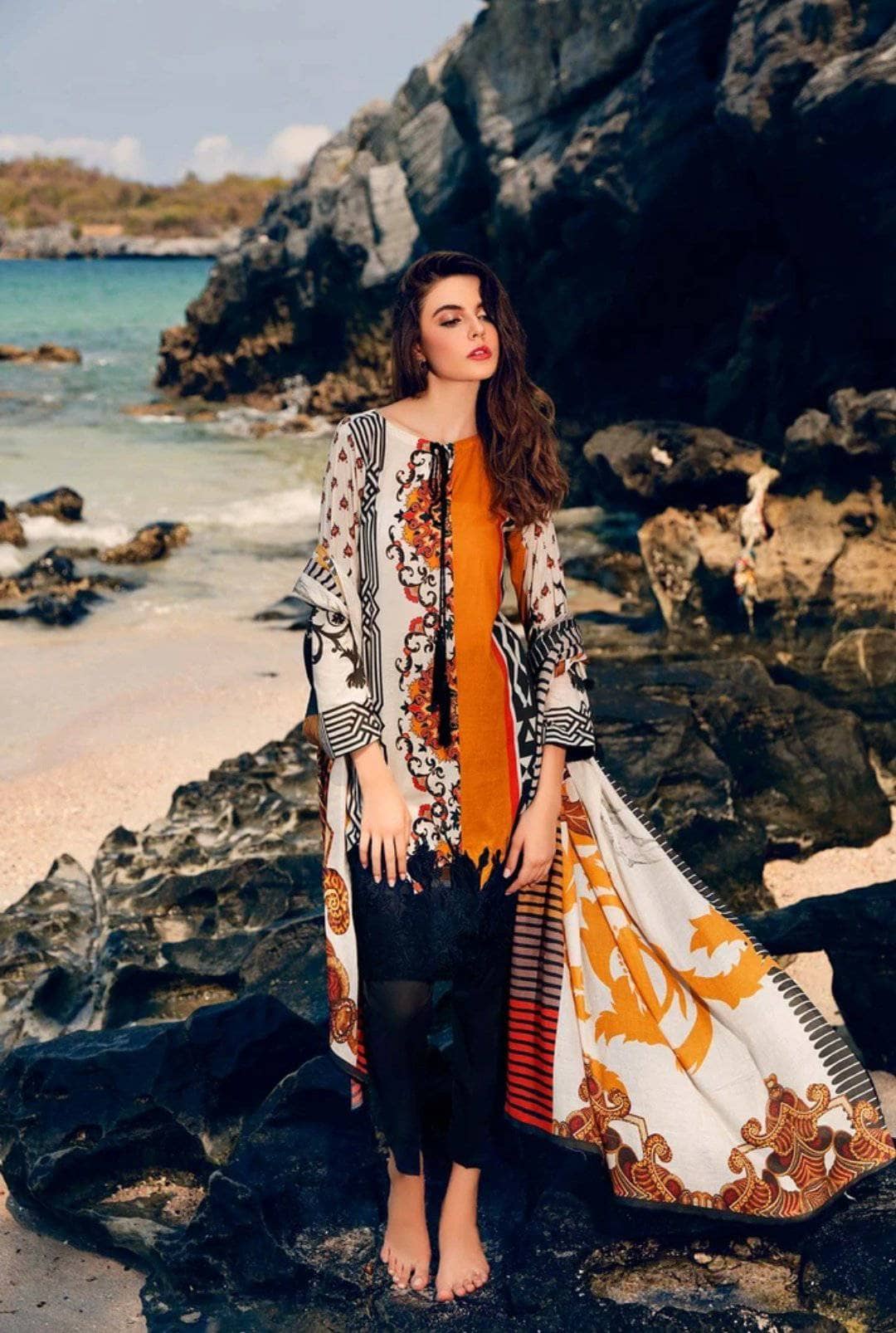 img_charizma_combination_lawn_2021_awwal_boutique