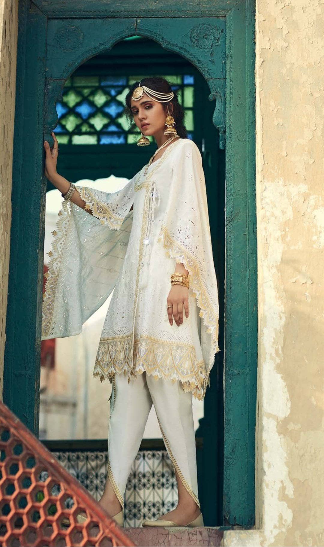 img_rungeela_dhagaa_luxury_lawn_awwal_boutique