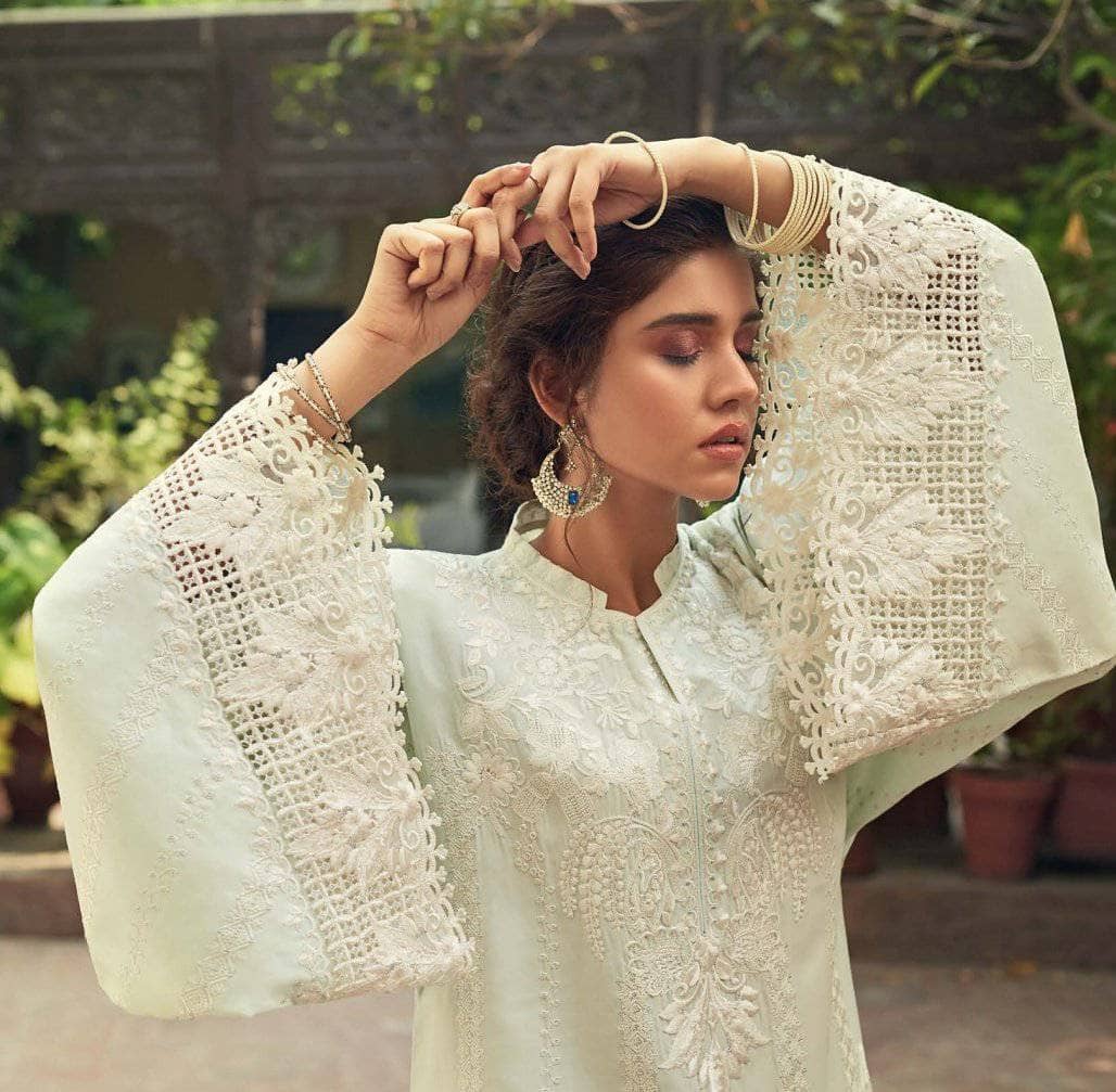 img_rungeela_dhagaa_luxury_lawn_awwal_boutique