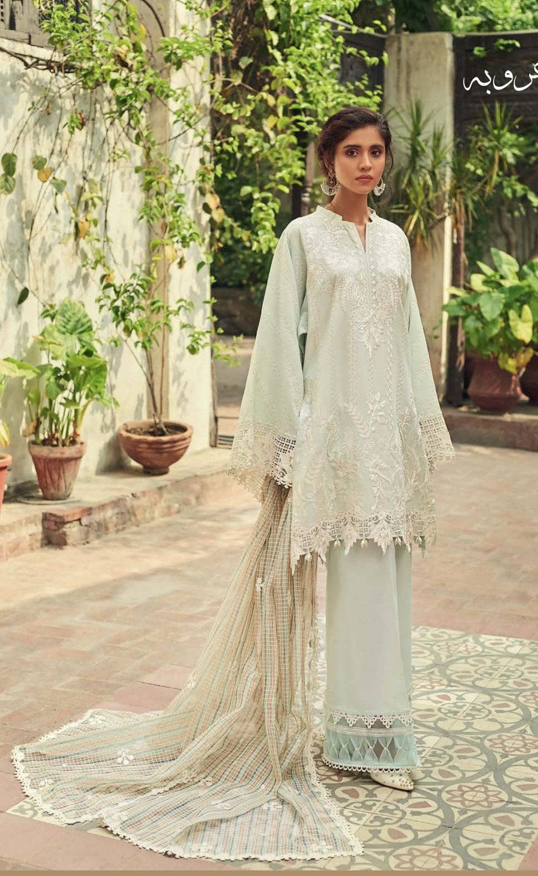 img_rungeela_dhagaa_luxury_lawn_awwal_boutique