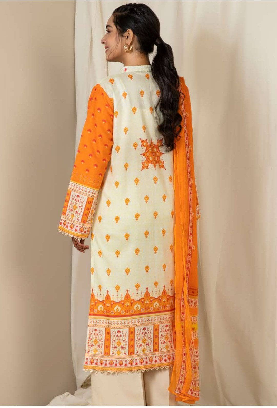 img_zellbury_lawn_2021_awwal_boutique