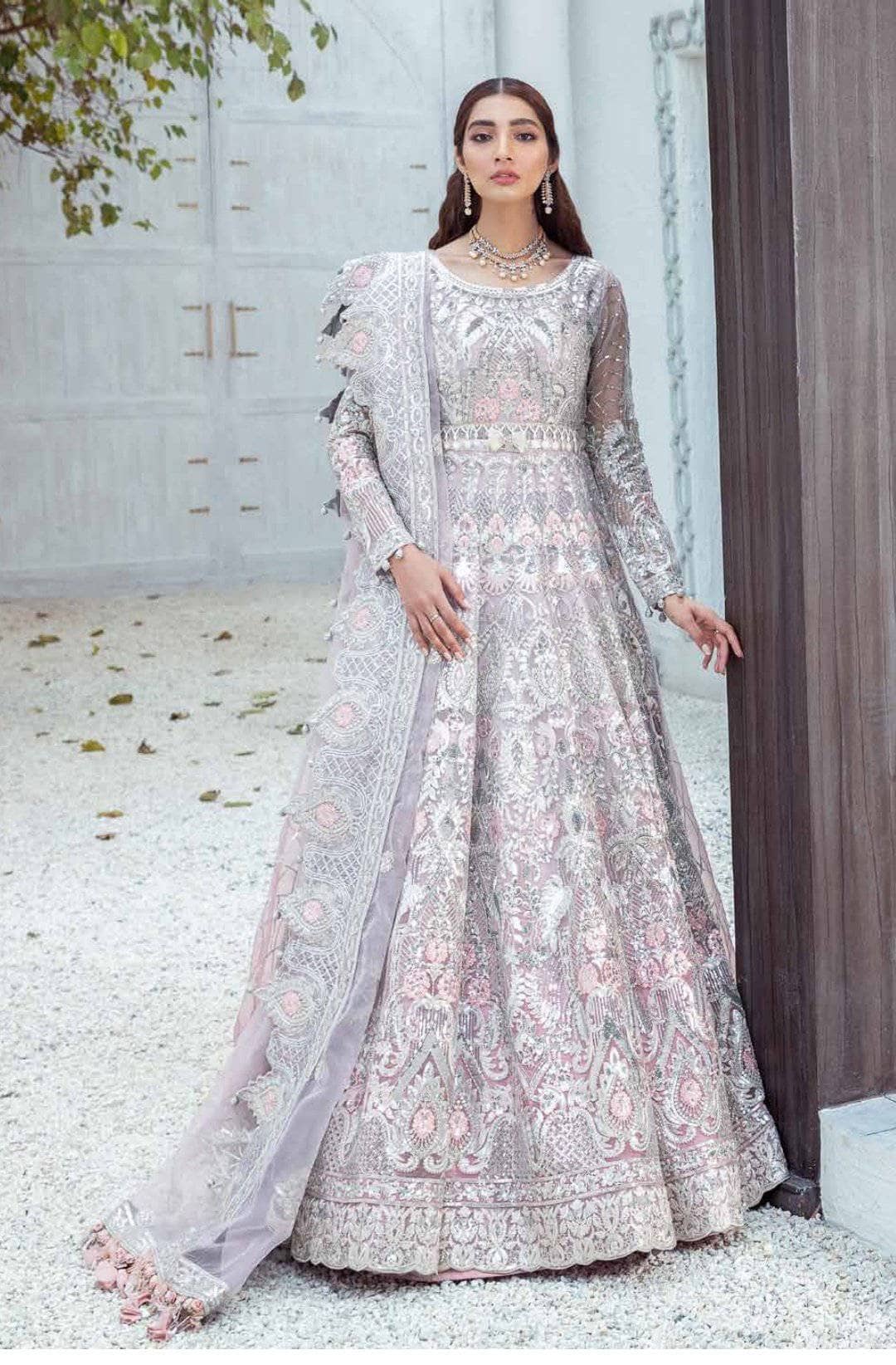 img_maryum_n_maria_freesia_wedding_edition_awwal_boutique