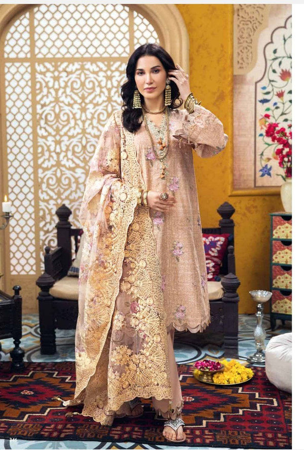 img_gul_ahmed_luxury_collection_2021_awwal_boutique