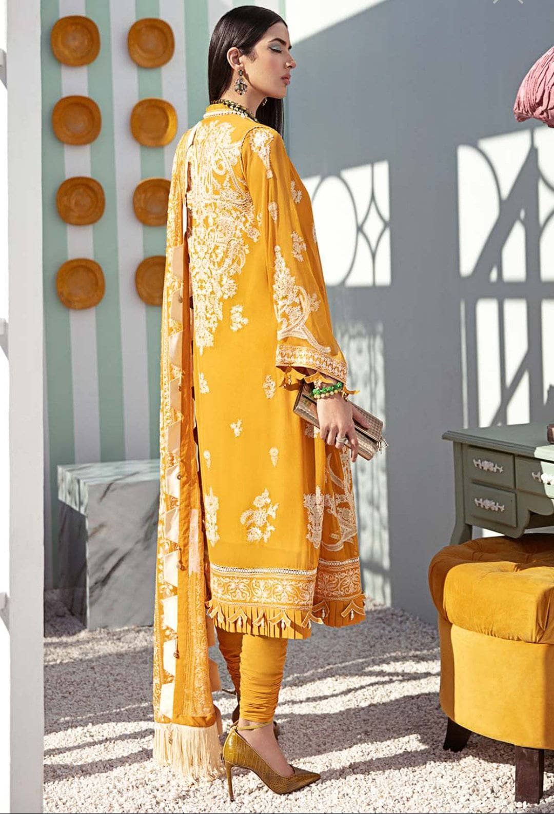 img_gul_ahmed_luxury_collection_2021_awwal_boutique