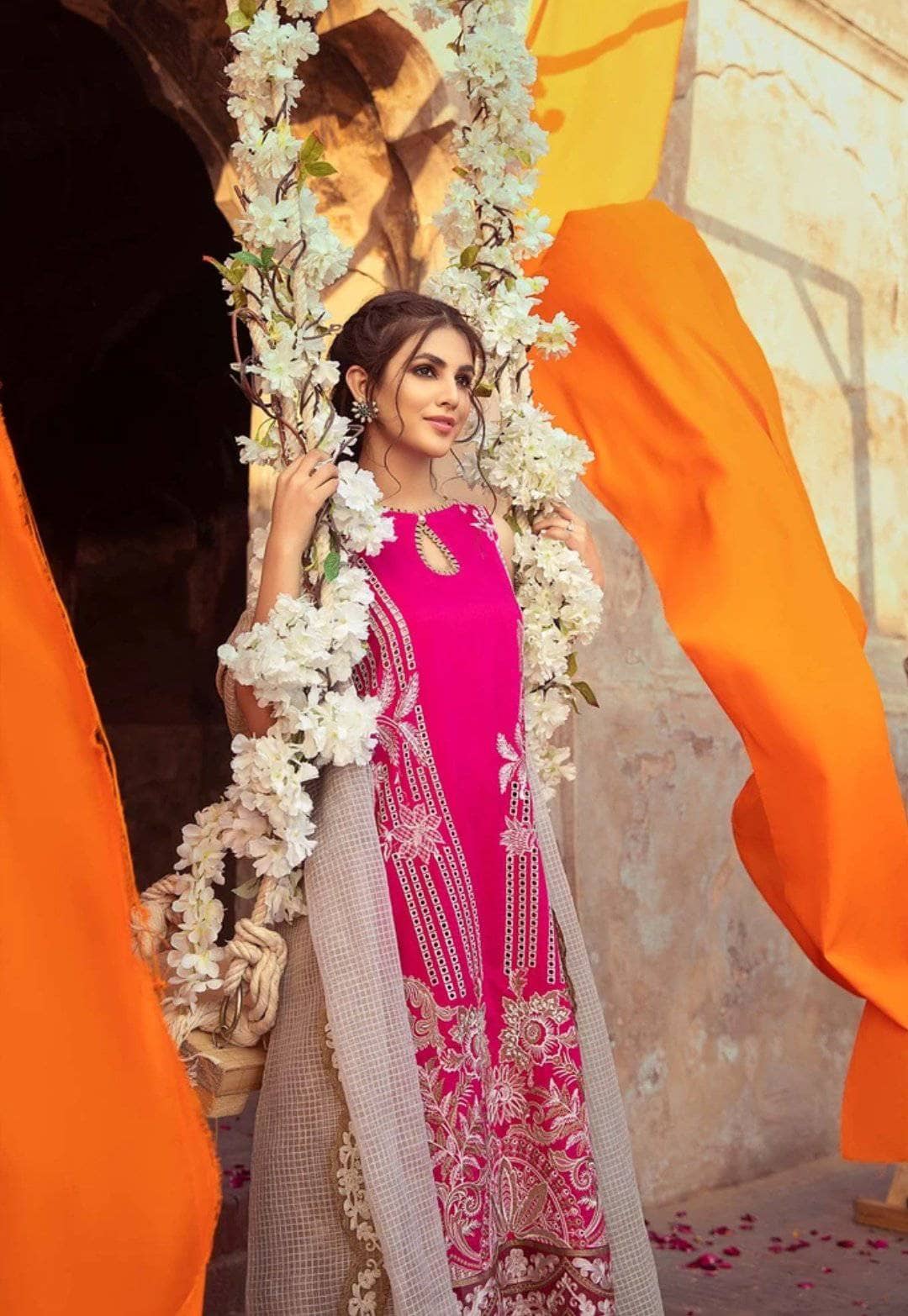 img_charizma_signature_lawn_2021_awwal_boutique