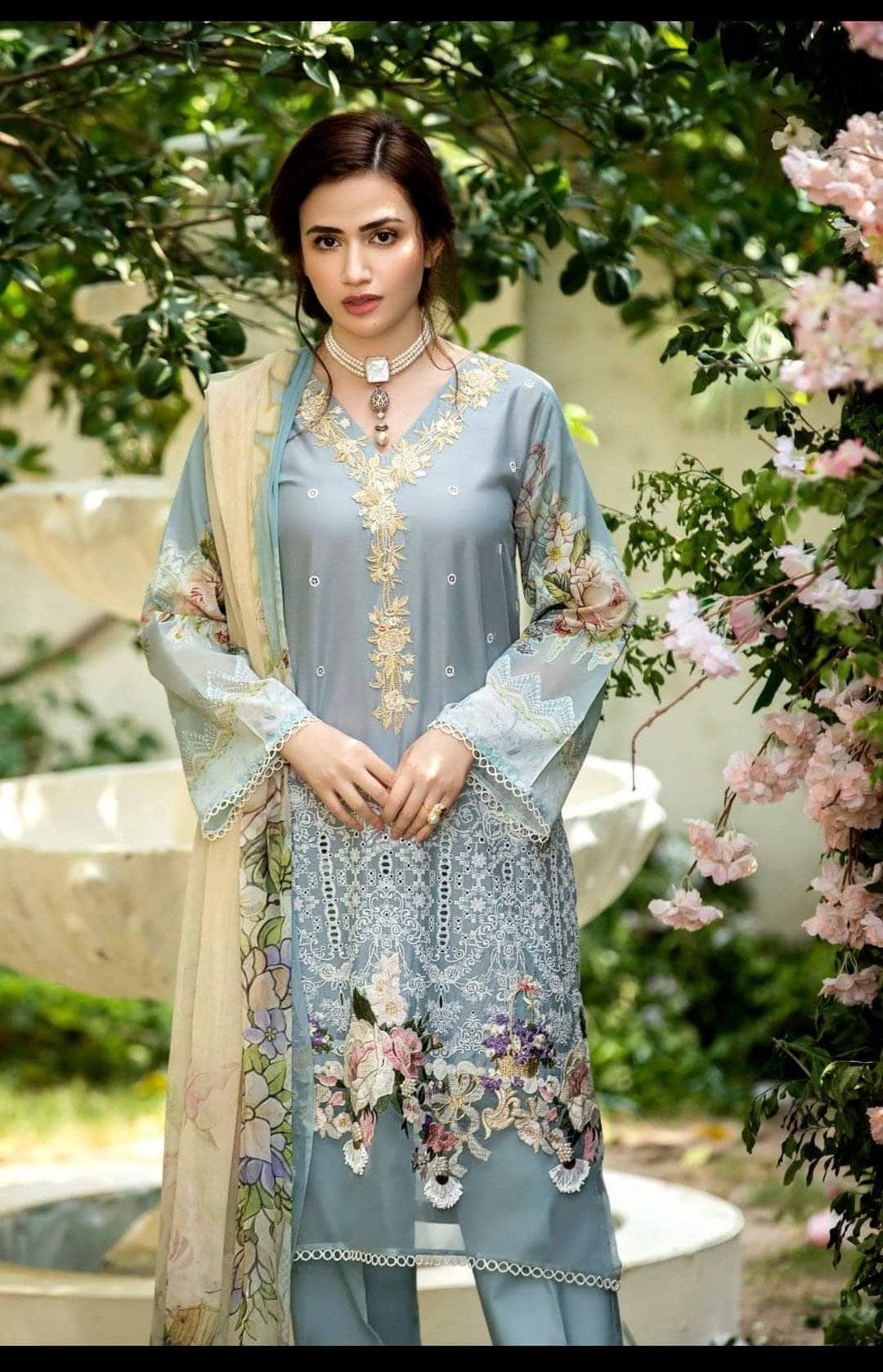 img_manara_lawn_2021_awwal_boutique