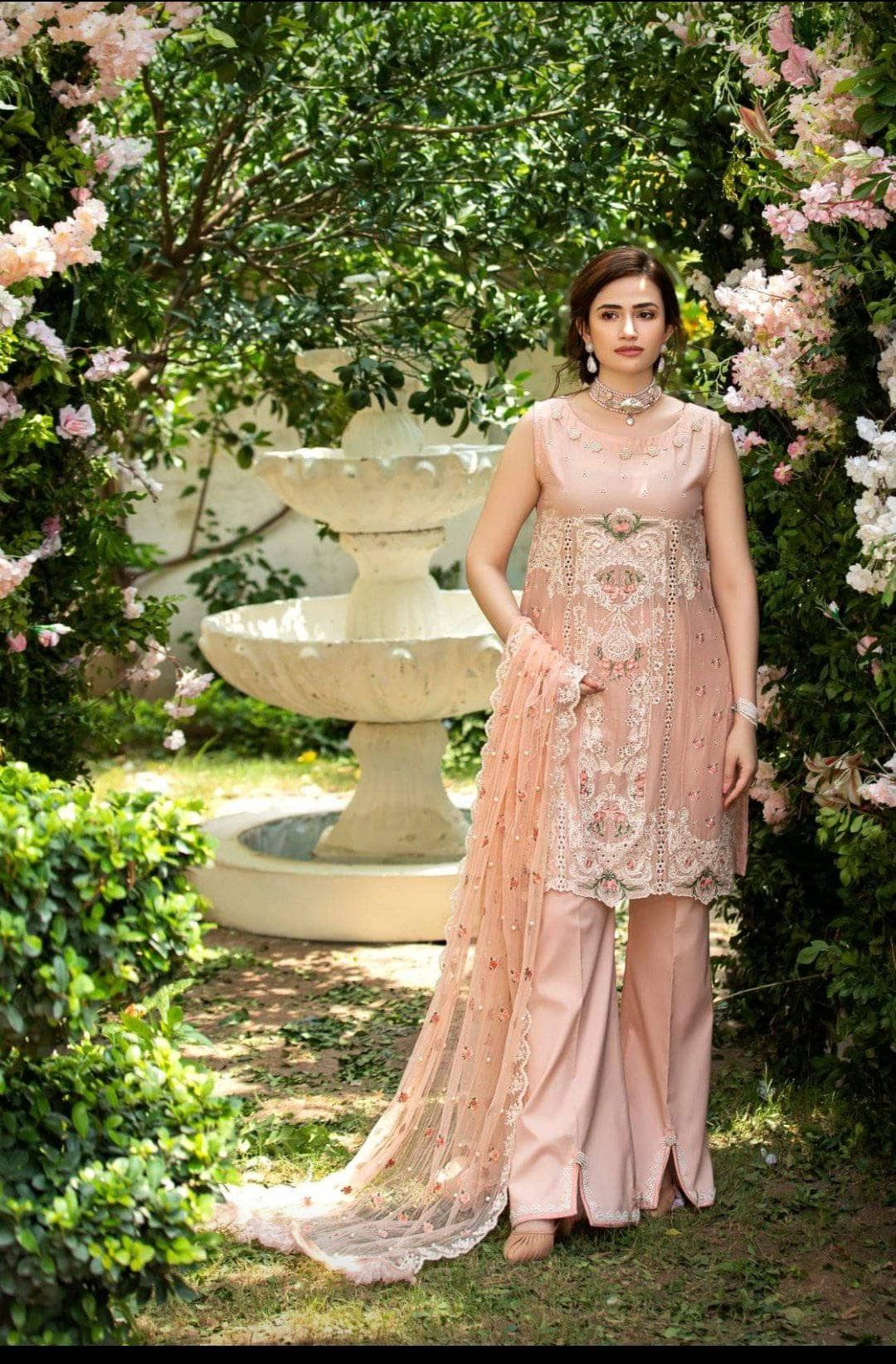 img_manara_lawn_2021_awwal_boutique