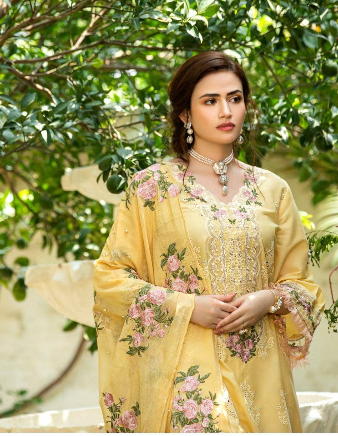 img_manara_lawn_2021_awwal_boutique