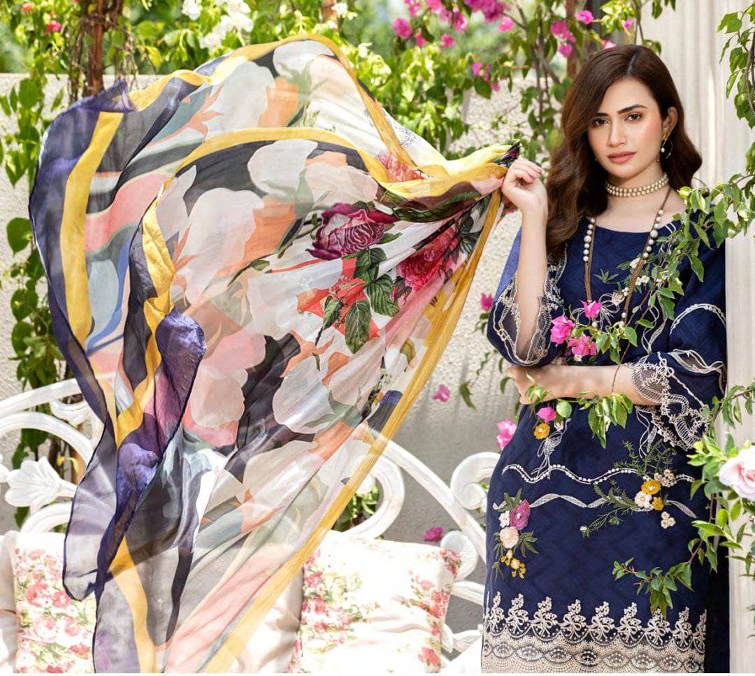 img_manara_lawn_2021_awwal_boutique