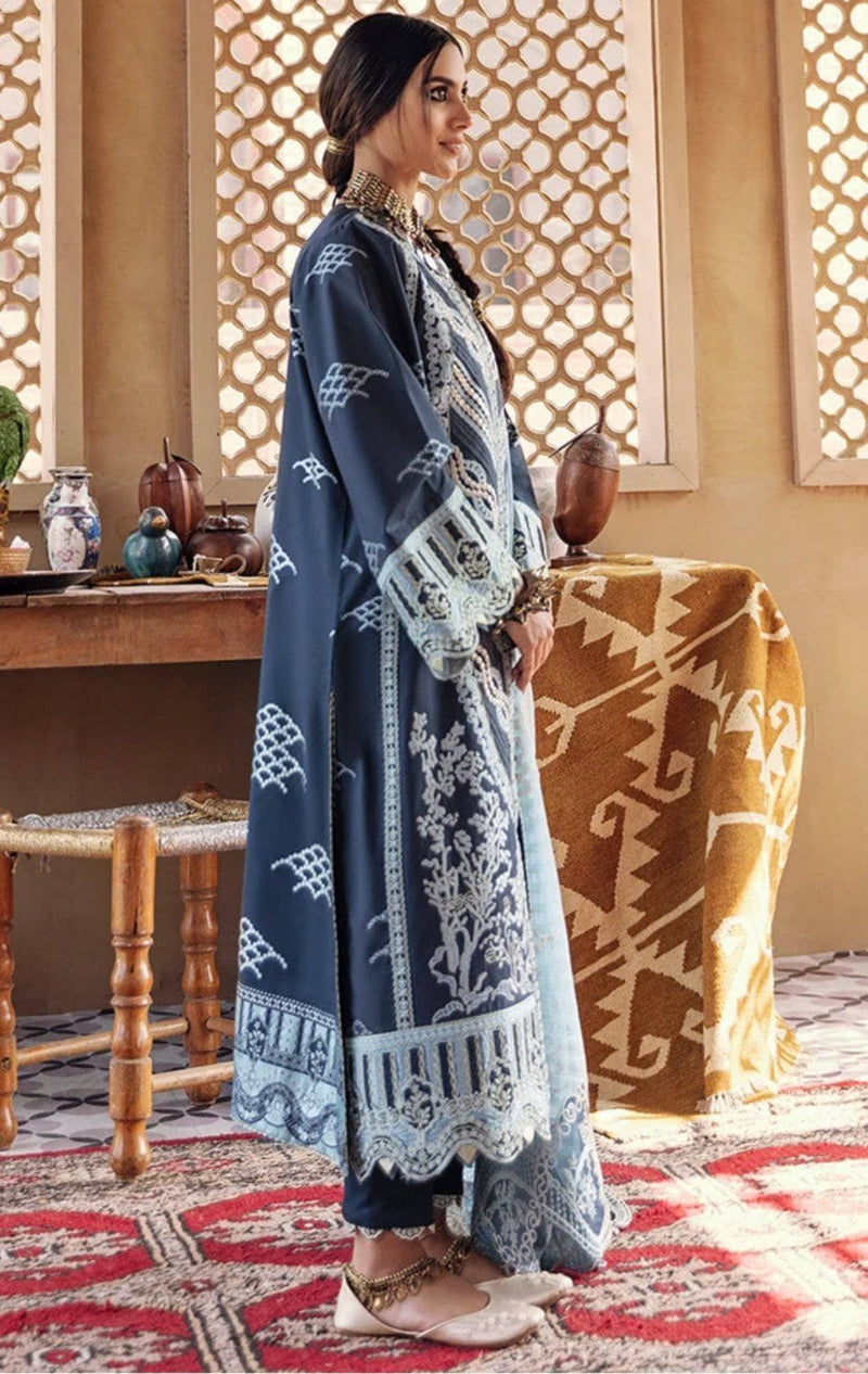 img_qalamkar_luxury_lawn_2021_awwal_boutique