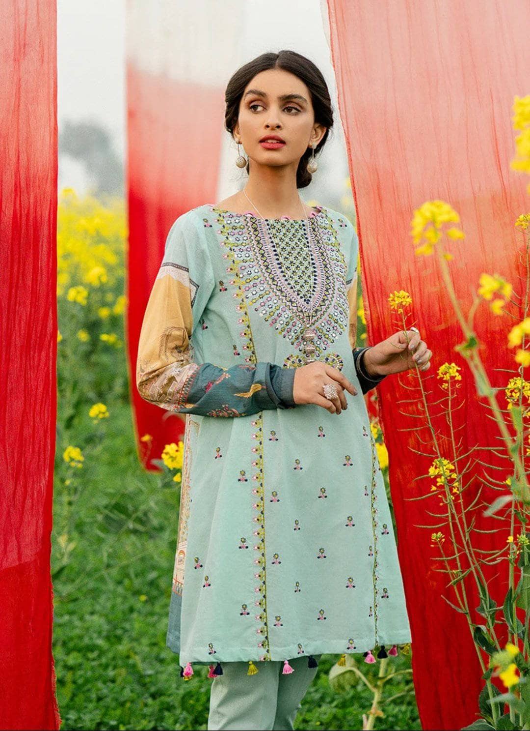 img_cross_stitch_lawn_2021_awwal_boutique