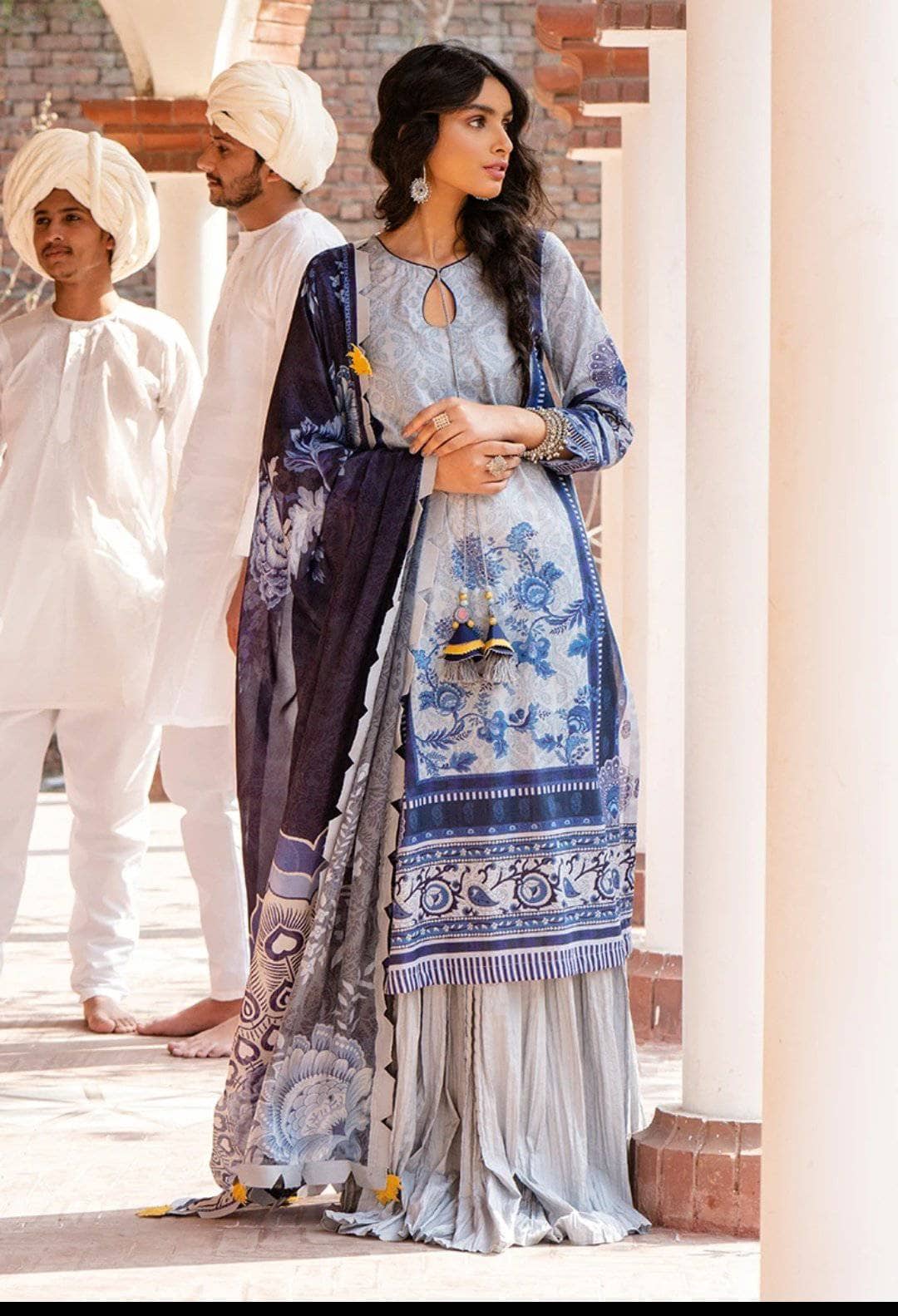 img_cross_stitch_lawn_2021_awwal_boutique