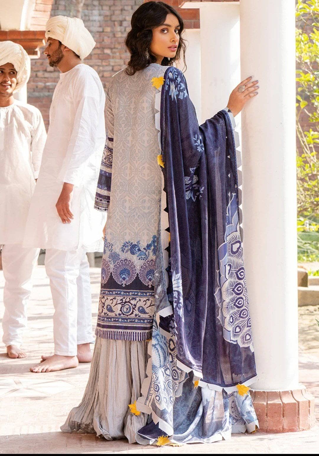 img_cross_stitch_lawn_2021_awwal_boutique