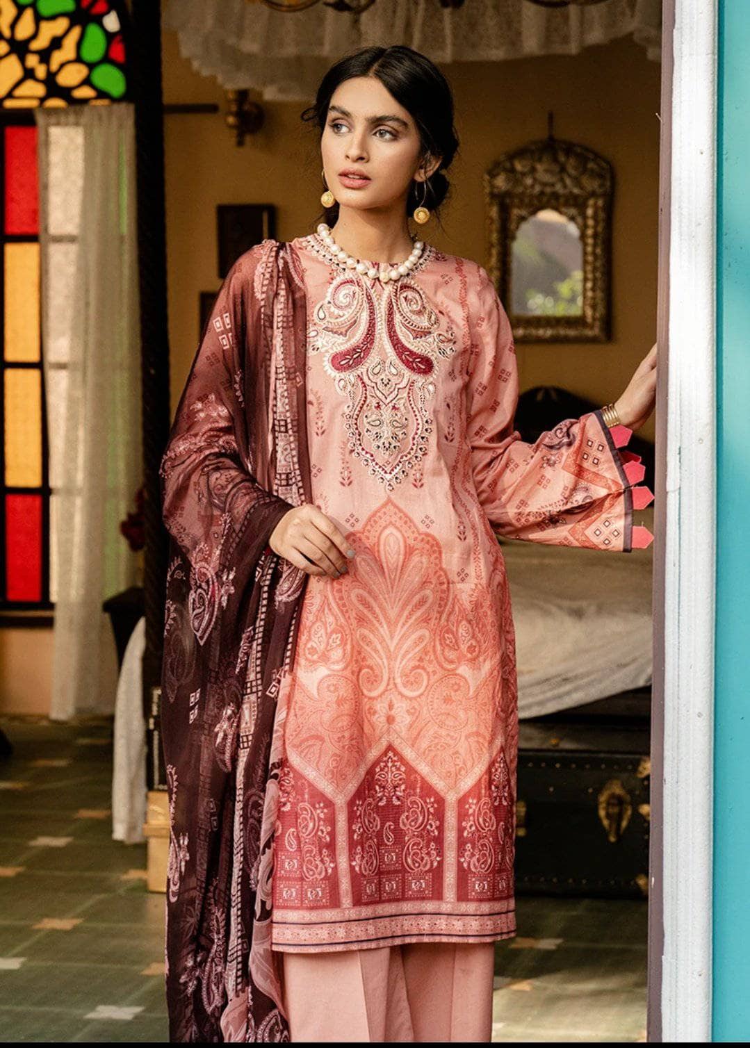 img_cross_stitch_lawn_2021_awwal_boutique