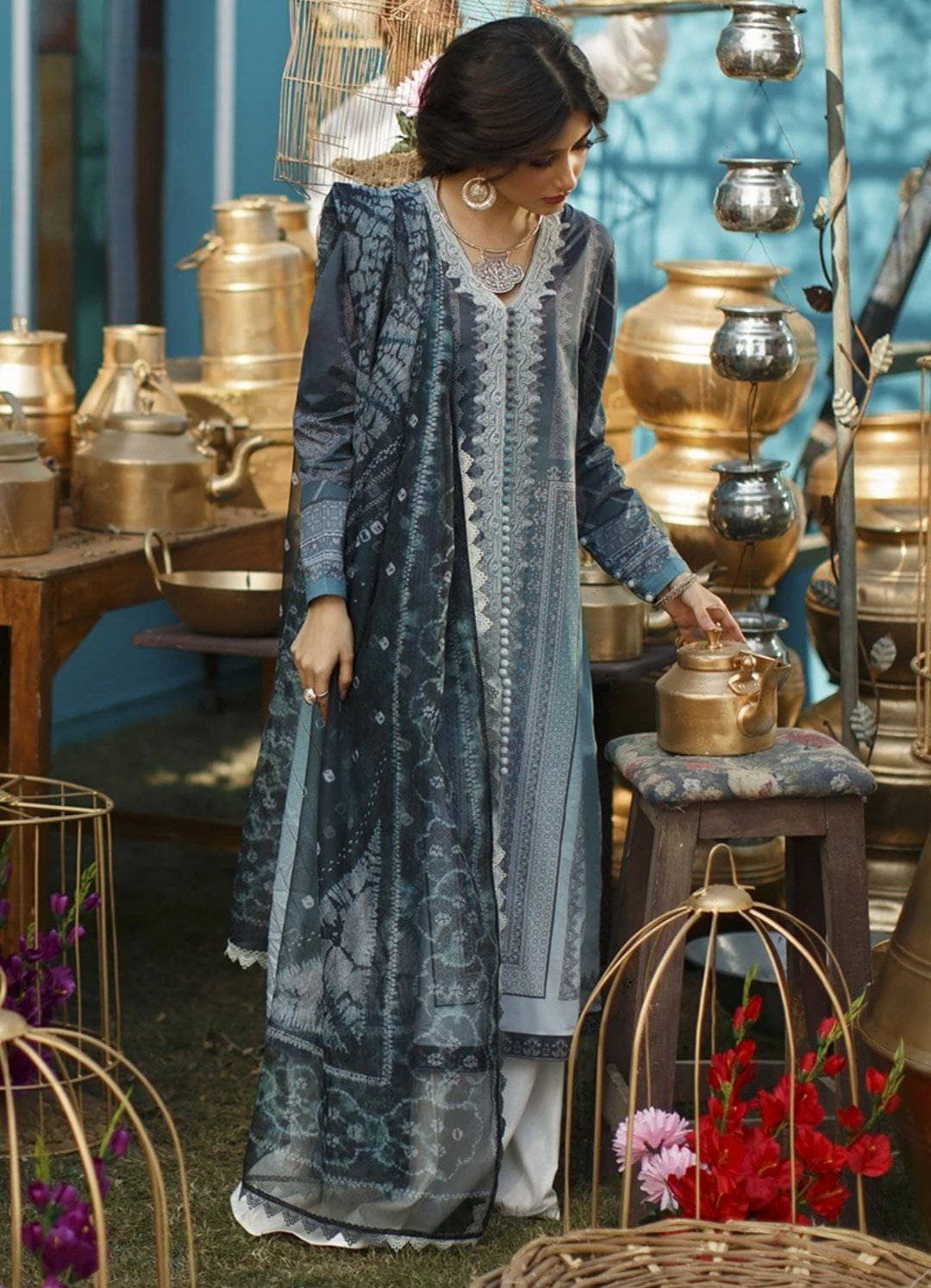 img_cross_stitch_lawn_2021_awwal_boutique