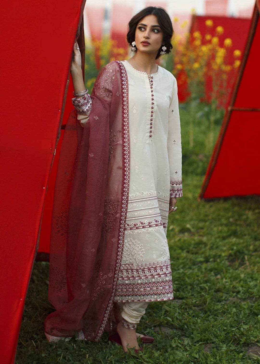 img_cross_stitch_lawn_2021_awwal_boutique