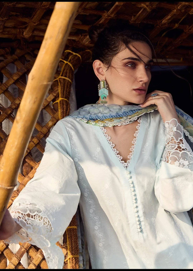 img_image_lawnkari_lawn_2021_awwal_boitique