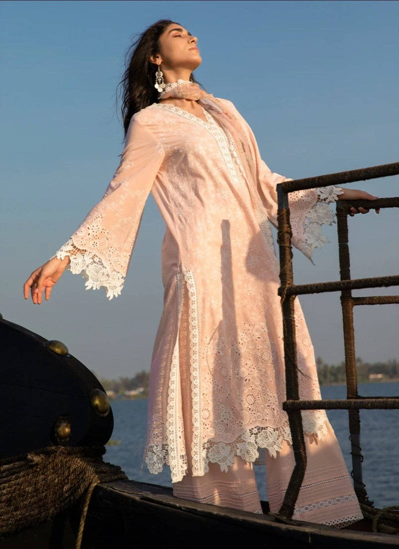 img_image_lawnkari_lawn_2021_awwal_boitique