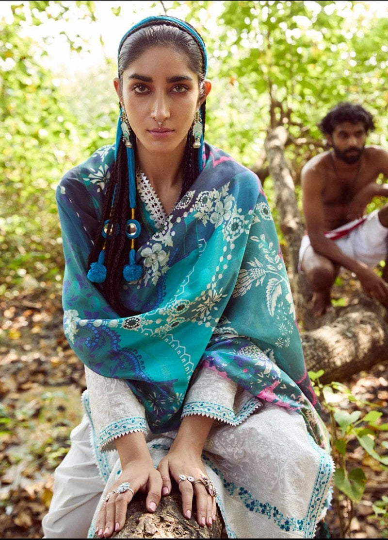 img_image_lawnkari_lawn_2021_awwal_boitique