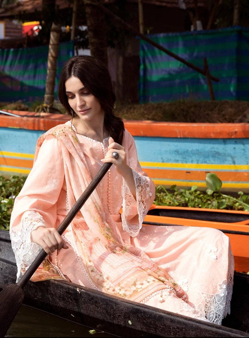 img_image_lawnkari_lawn_2021_awwal_boitique