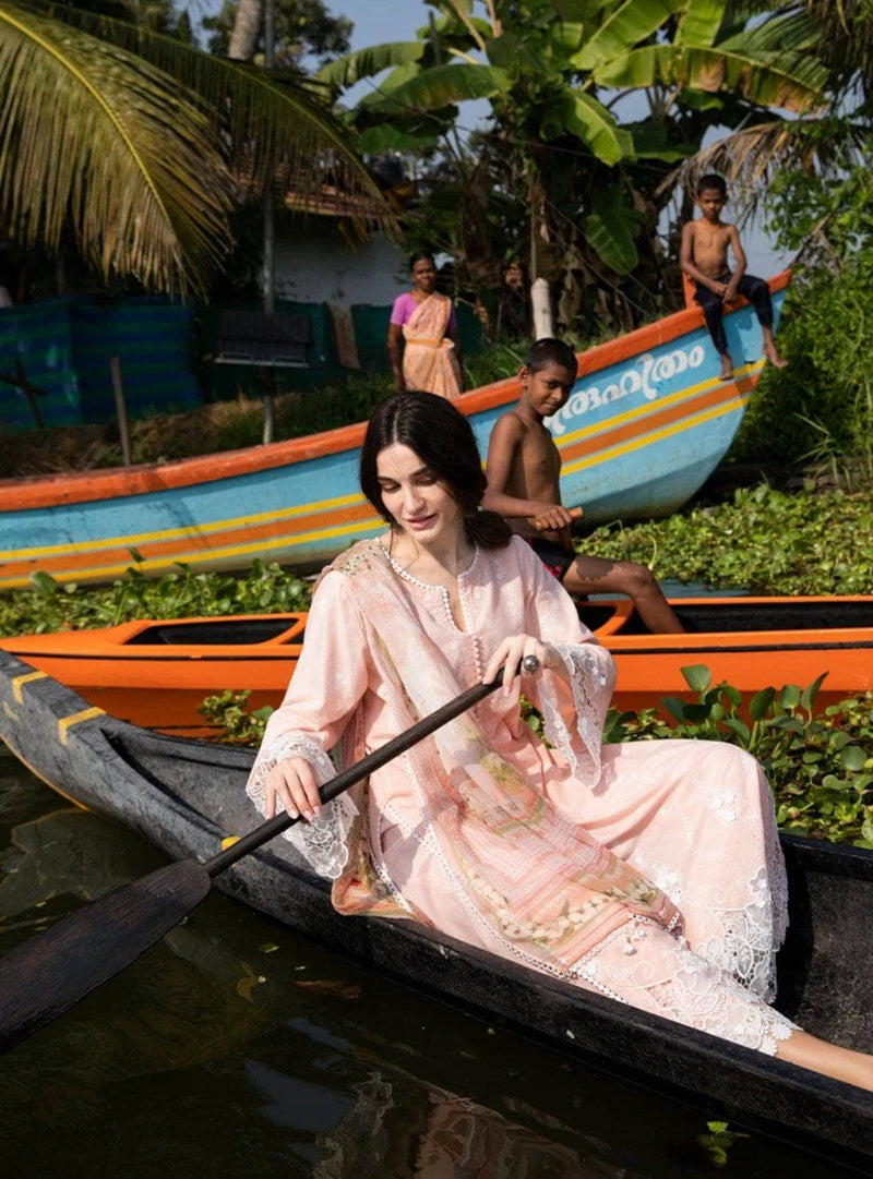 img_image_lawnkari_lawn_2021_awwal_boitique