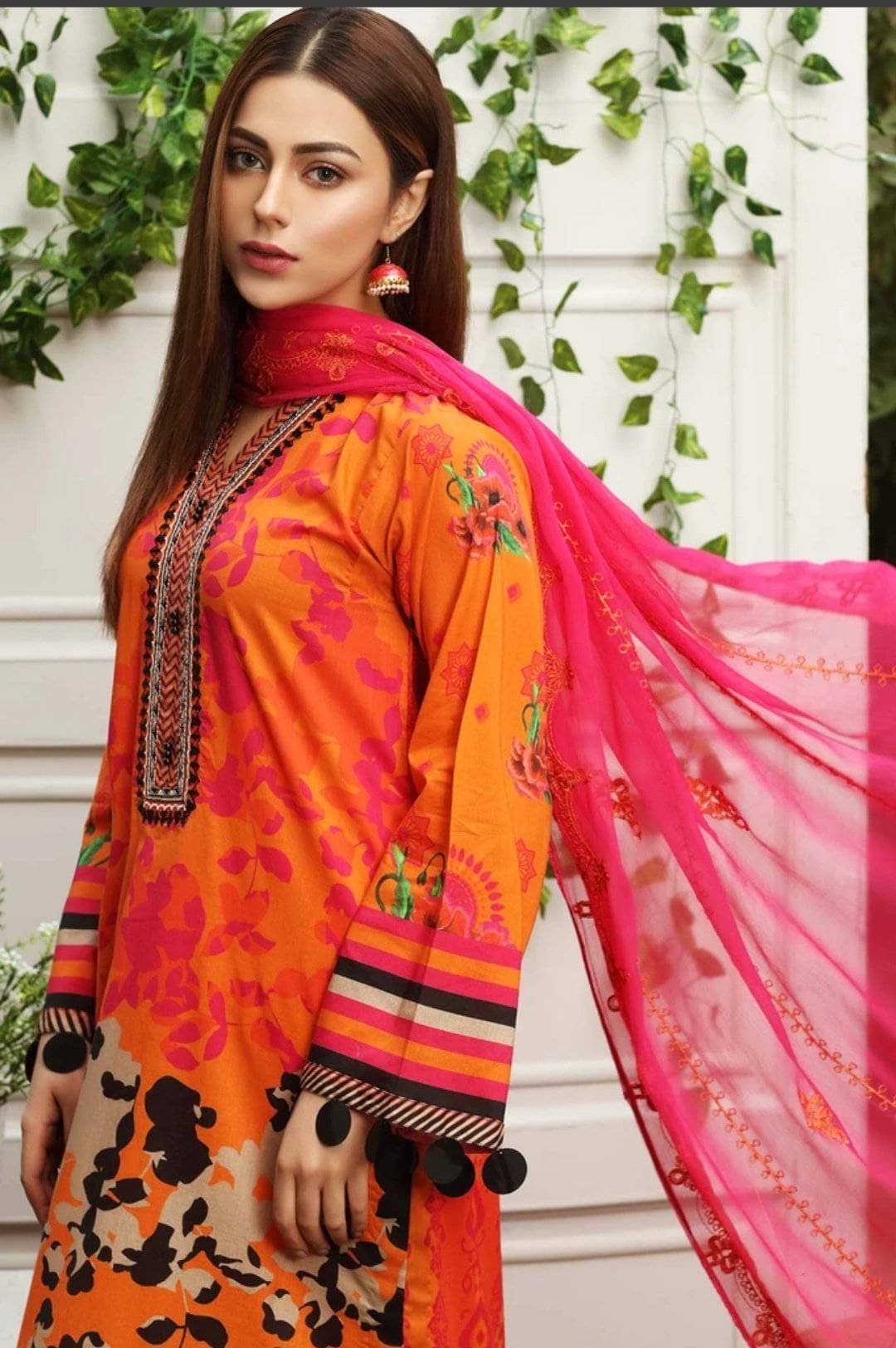 img_charizma_aniiq_lawn_2021_awwal_boutique