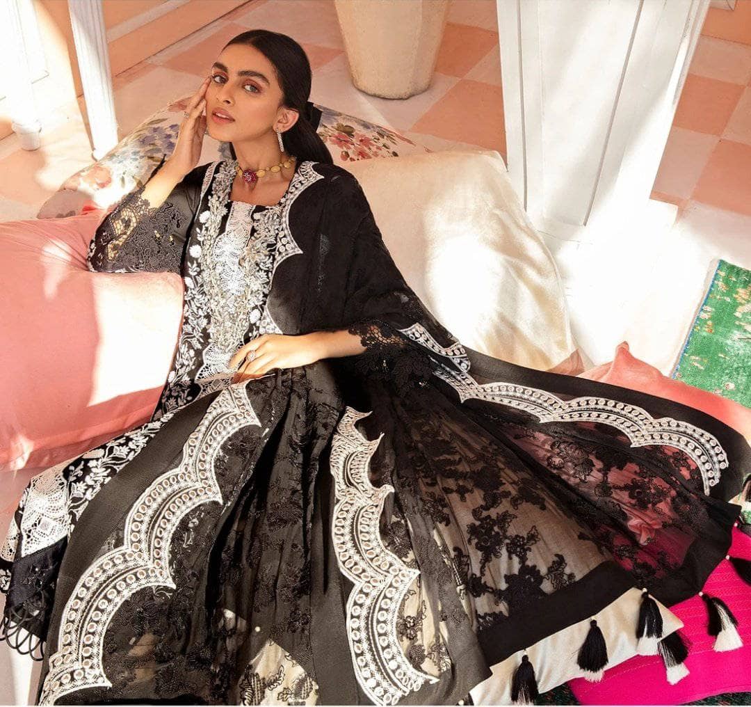 img_nureh_luxury_lawn_2021_awwal_boutique