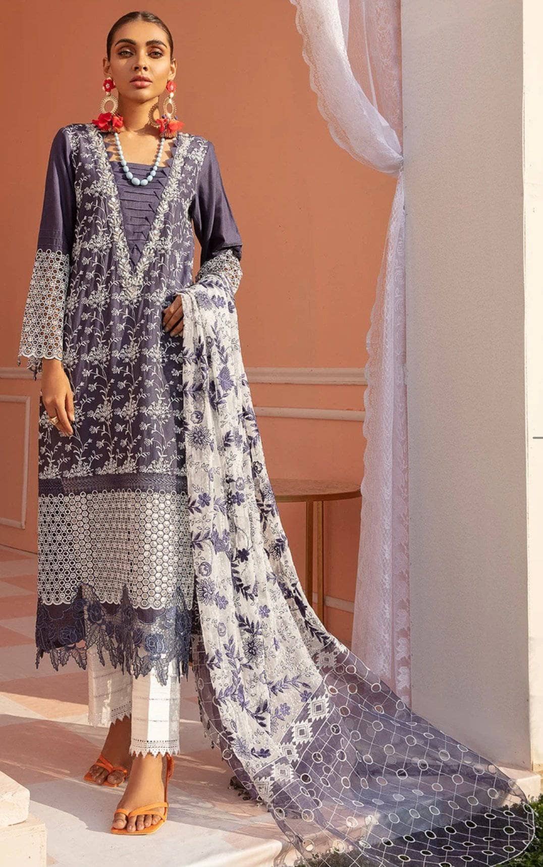 img_nureh_luxury_lawn_2021_awwal_boutique