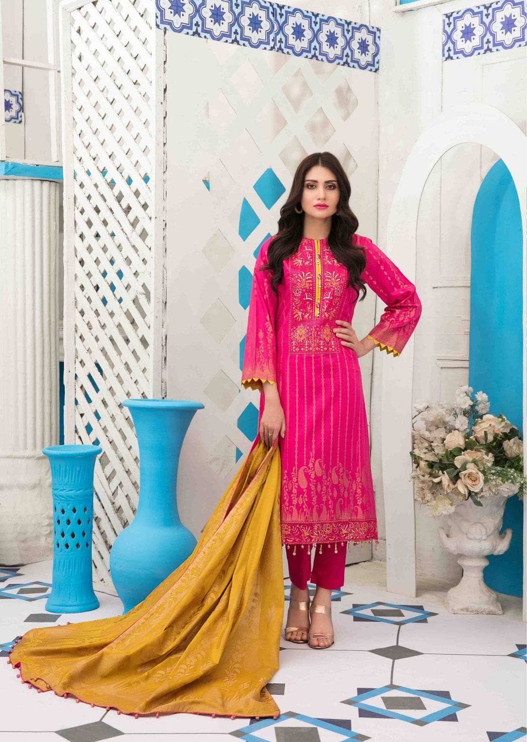 img_tawakkal_luxurious_gold_lawn_2021_awwal_boutique