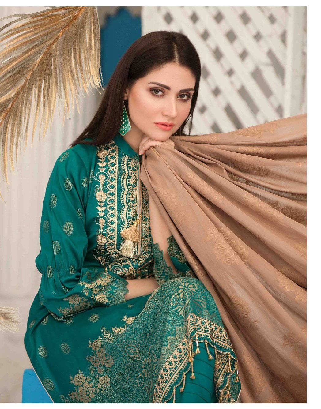 img_tawakkal_luxurious_gold_lawn_2021_awwal_boutique