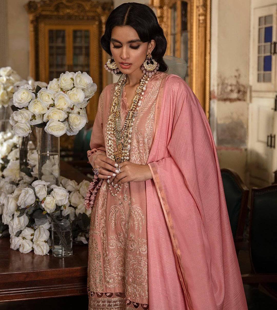 img_sana_safinaz_lawn_2021_awwal_boutique