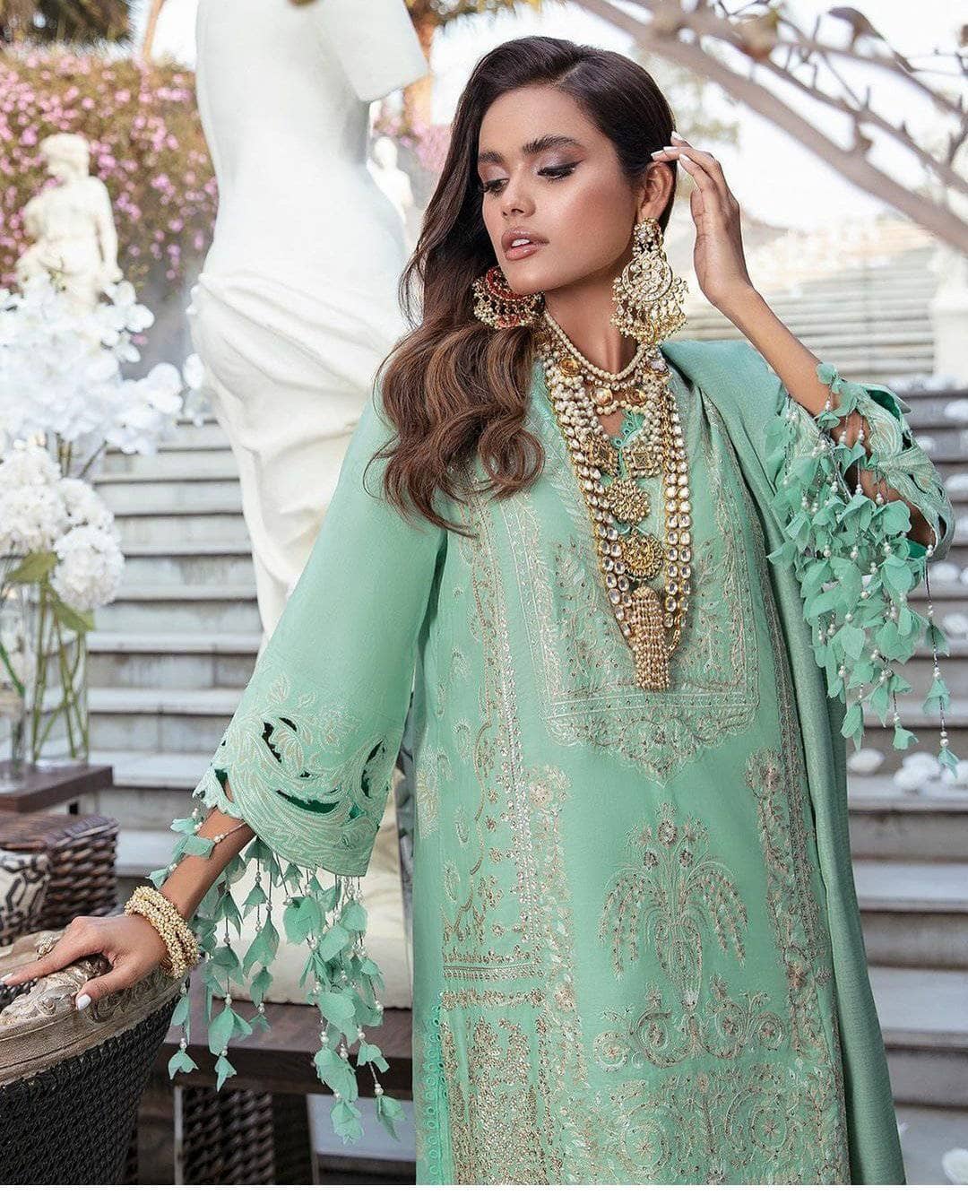 img_sana_safinaz_lawn_2021_awwal_boutique