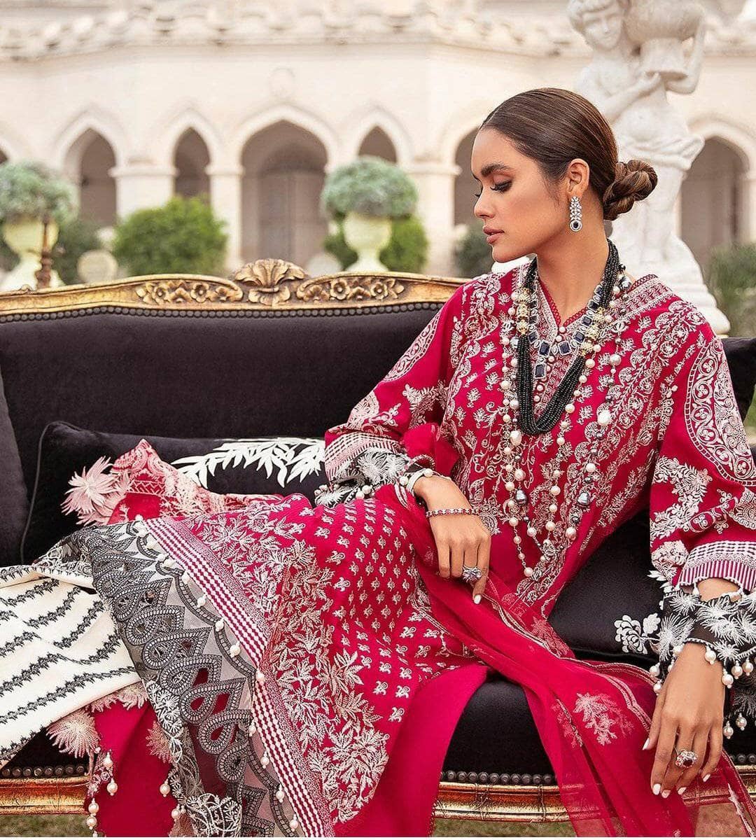 img_sana_safinaz_lawn_2021_awwal_boutique
